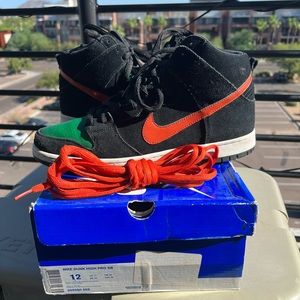 SOLD Nike SB Dunk High Jagermeister